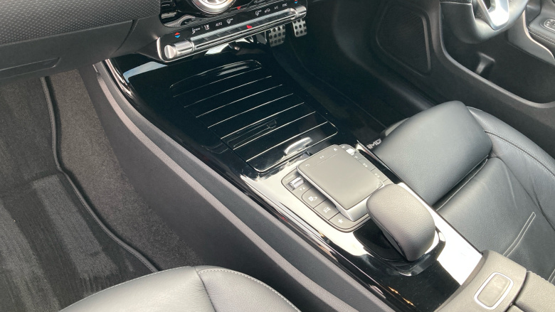 Mercedes-Benz CLA 180 AMG Line Premium Plus 5dr Tip Auto Petrol Estate